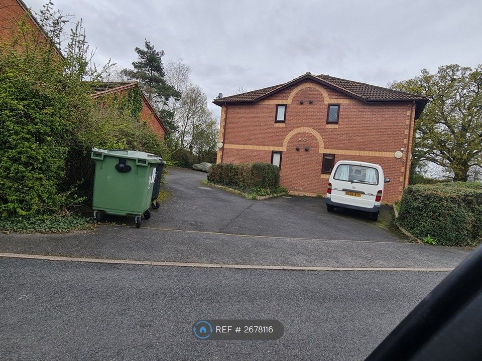 Property photo 2 of 9