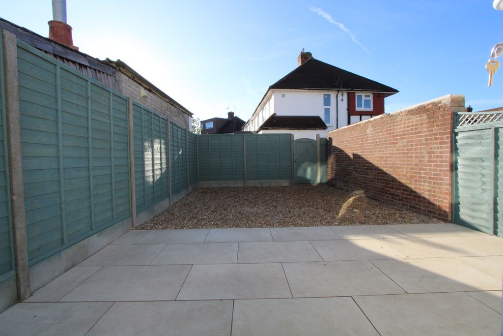 Property photo 3 of 22