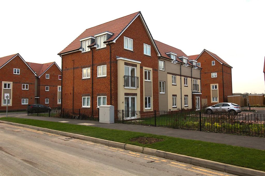 Property photo 1 of 7
