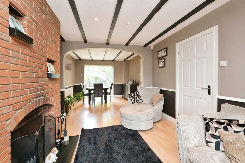 Property photo 3 of 17 Lounge Diner