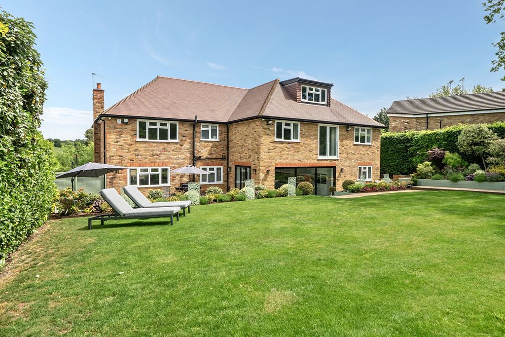 Property photo 1 of 31 1457930-9-6A0F029...