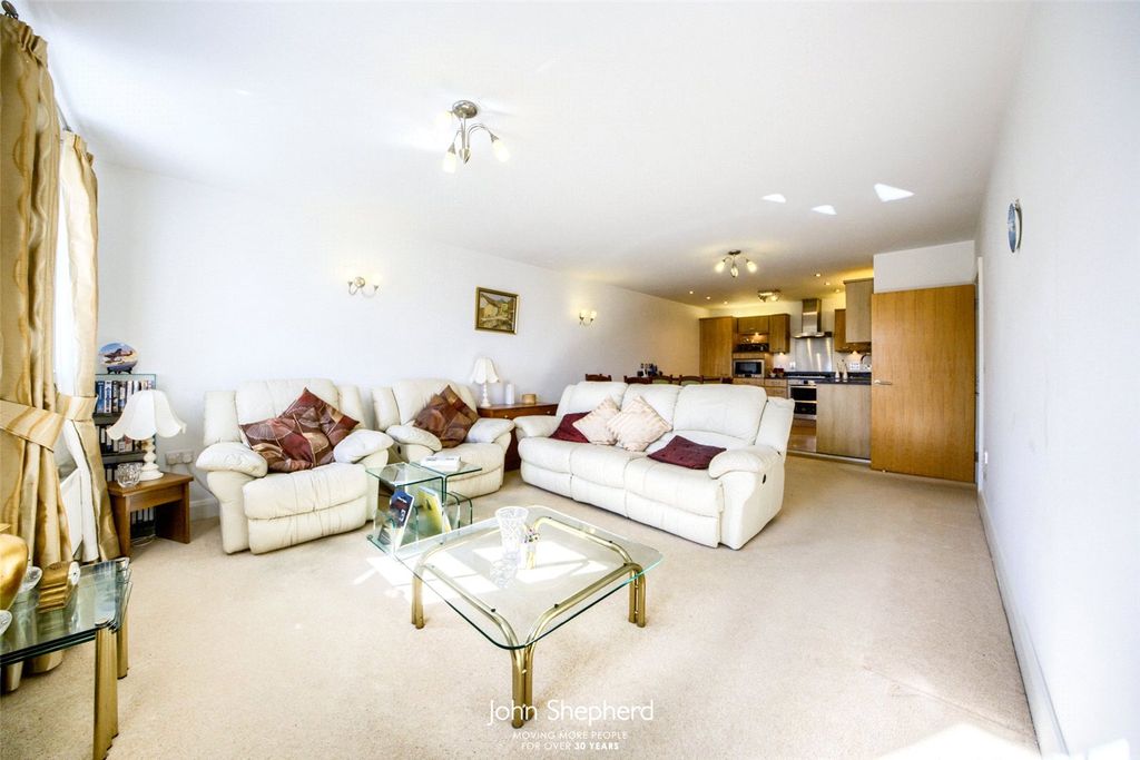 Property photo 2 of 14 Picture No. 02