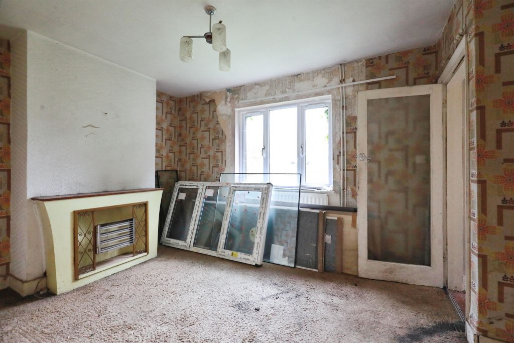 Property photo 3 of 16