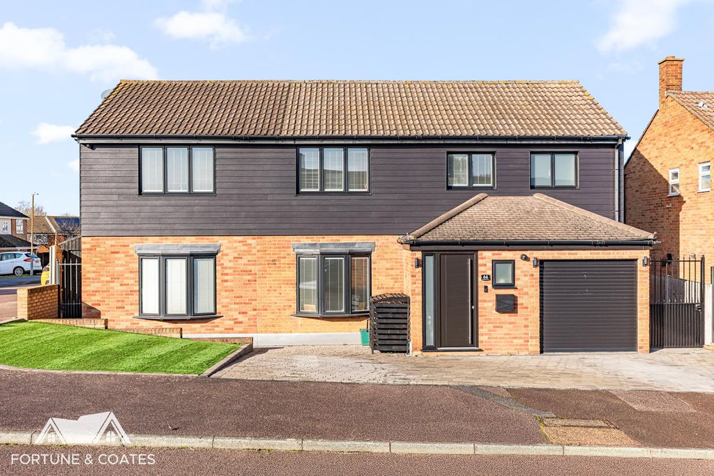 Property photo 1 of 38 Greygoosepark_42.Jpg