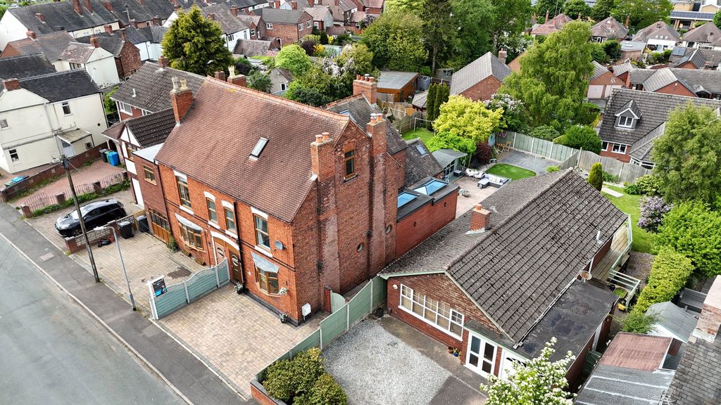 Property photo 2 of 52
