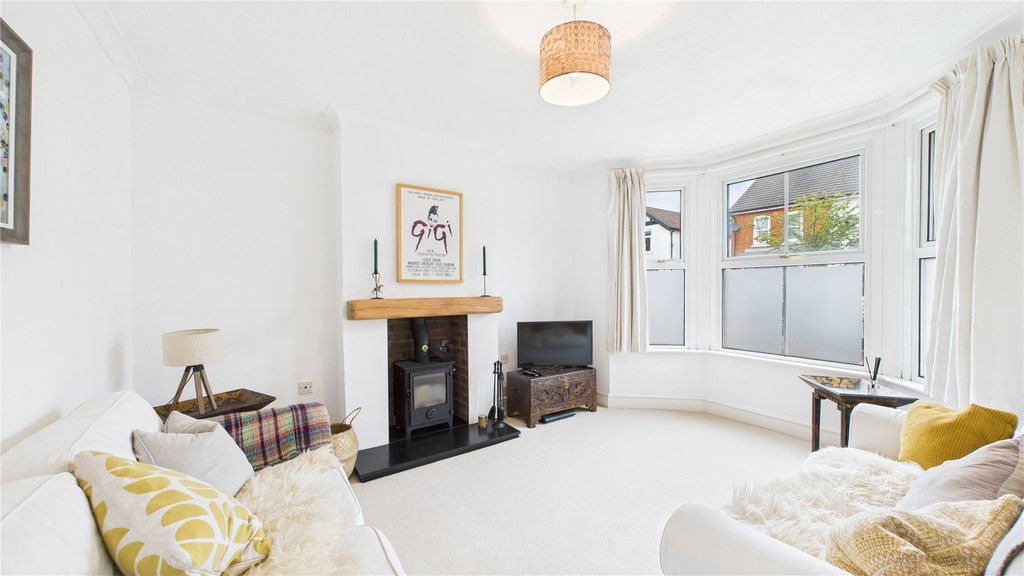 Property photo 3 of 12 Picture 3