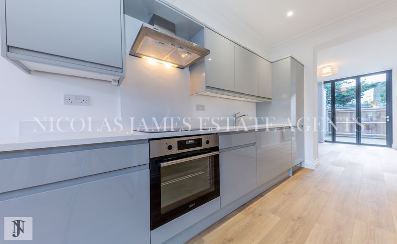 Property photo 3 of 10 Photo 19