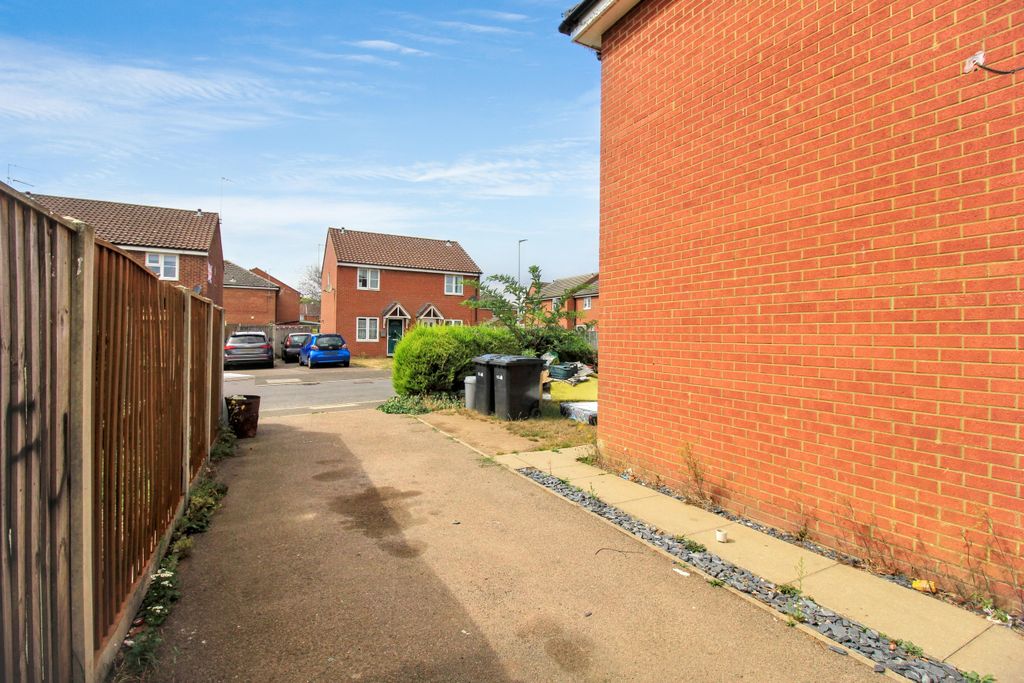 Property photo 2 of 18 12A Alma Chase, Terrington St Clement, Norfolk, Pe34 4Lj