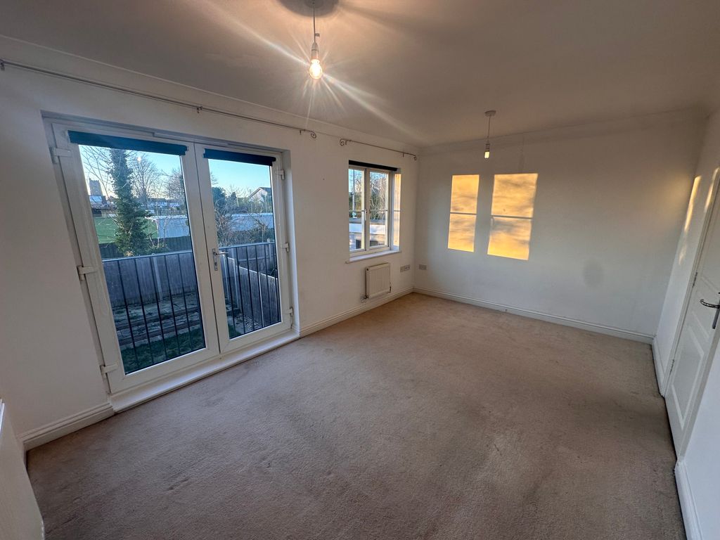 Property photo 3 of 9 View