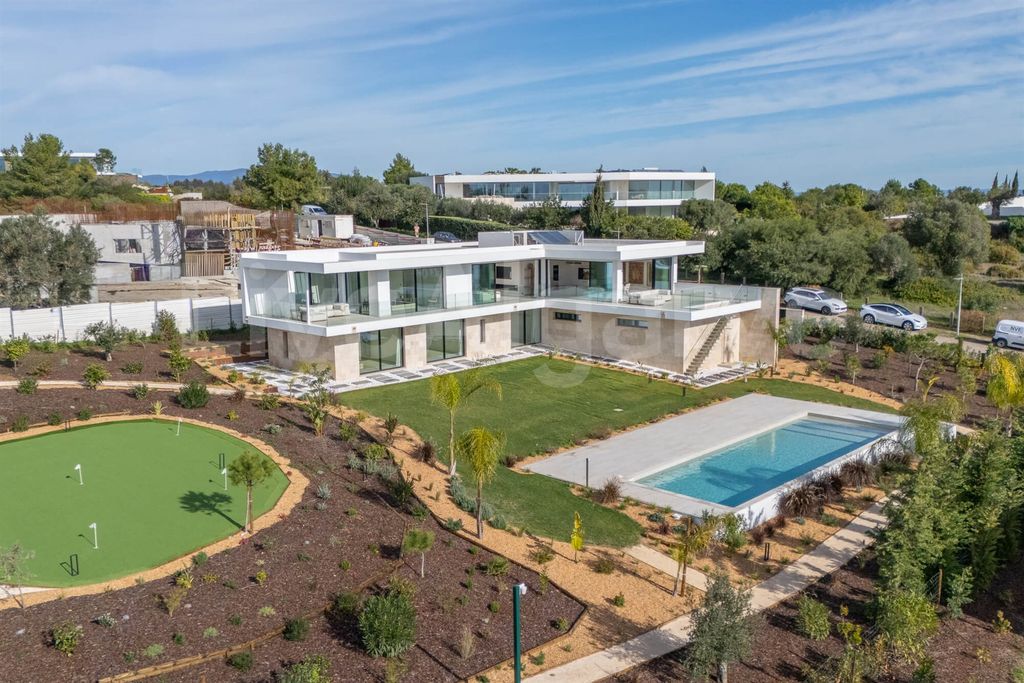 Property photo 1 of 52 New Built | Futuristic Luxury T4 Mansion At Palmares Golf Resort For Sale - Lagos