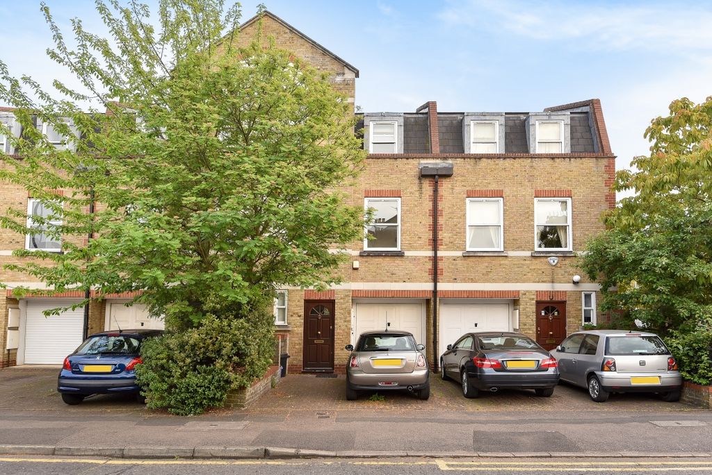 Property photo 1 of 7 298913  (5)c
