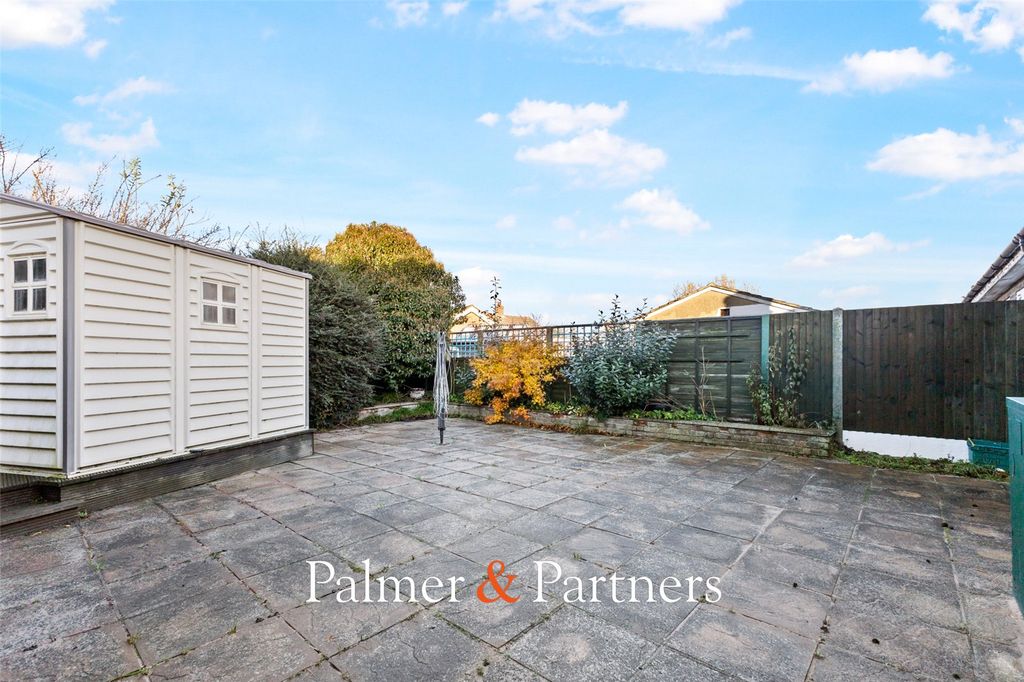 Property photo 3 of 23 Picture No. 28