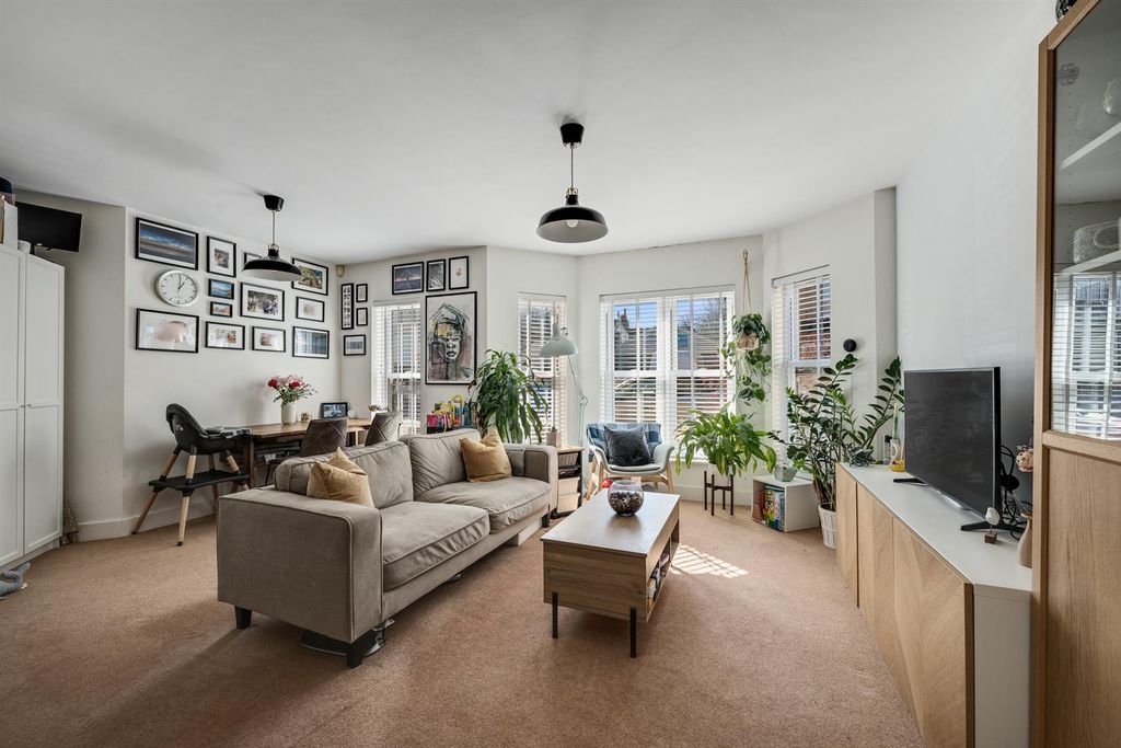 Property photo 2 of 13 Dsc_9831.Jpg