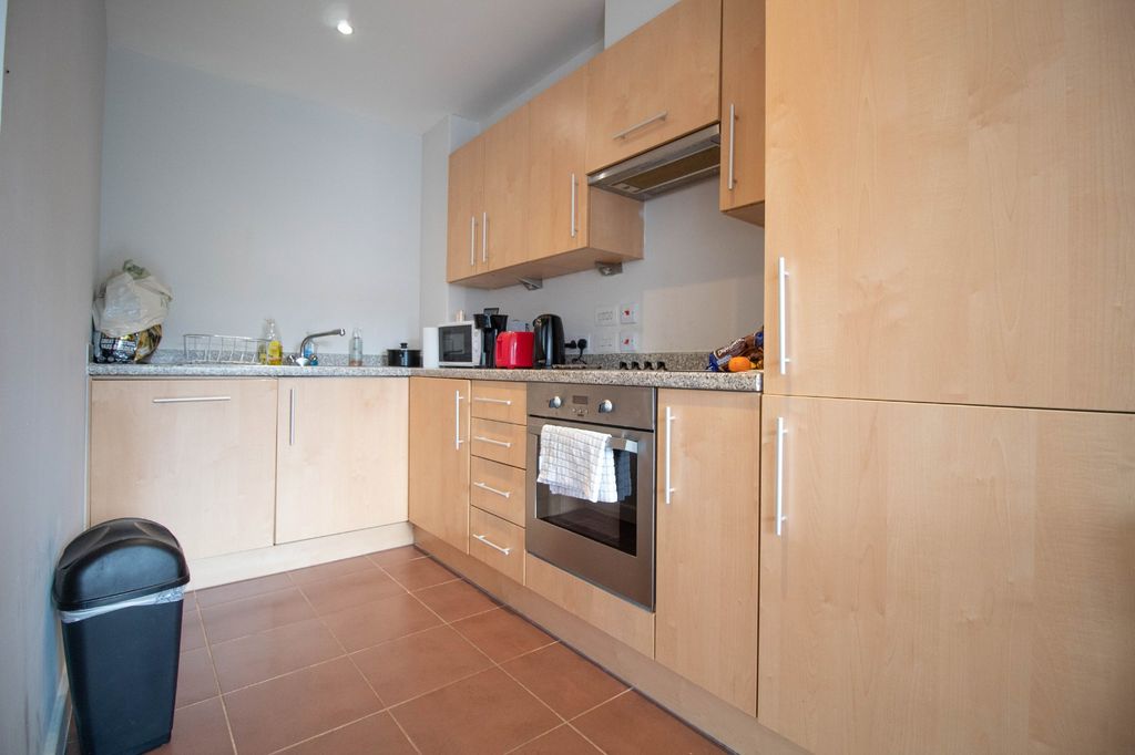 Property photo 3 of 5