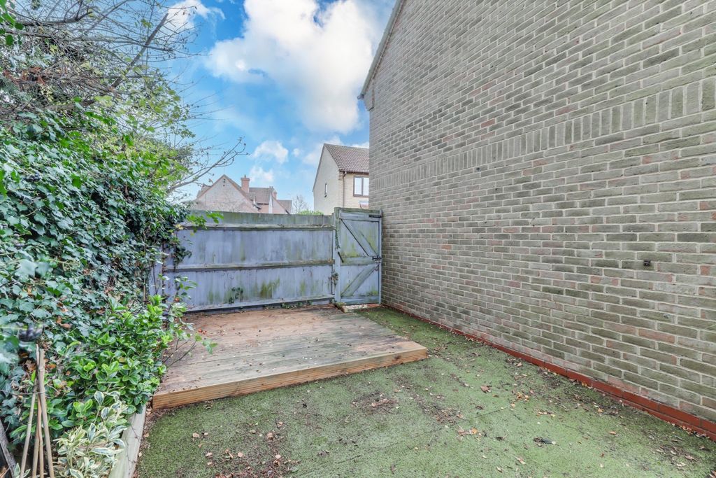 Property photo 3 of 15 5475926