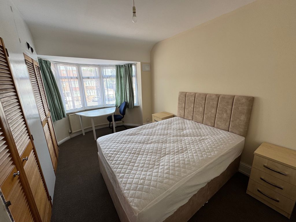Property photo 1 of 5 1