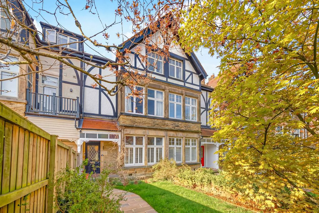 Property photo 1 of 26