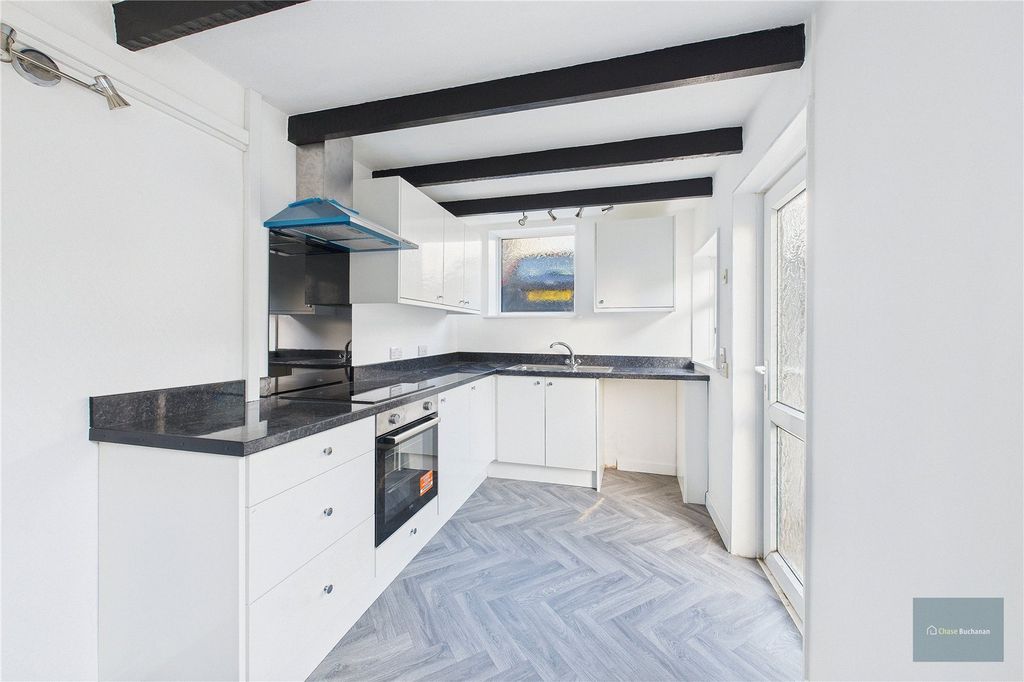 Property photo 3 of 7 Picture No. 31