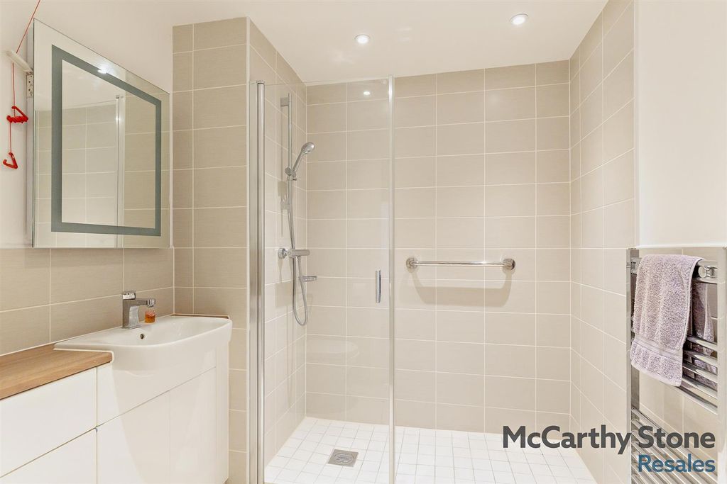 Additional image 6 of 1 bed flat for saleLe Jardin, Station Road, Letchworth Garden City SG6