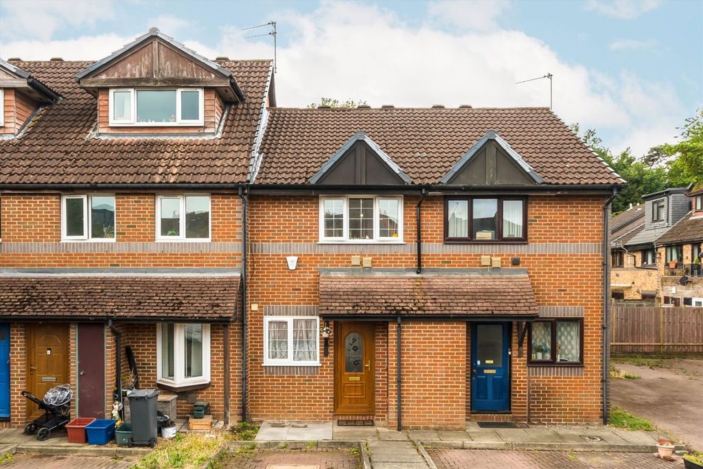 Property photo 1 of 7