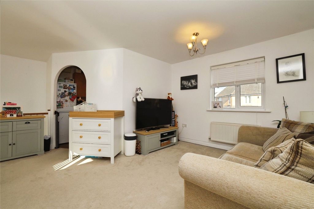 Property photo 3 of 14 Picture No. 14