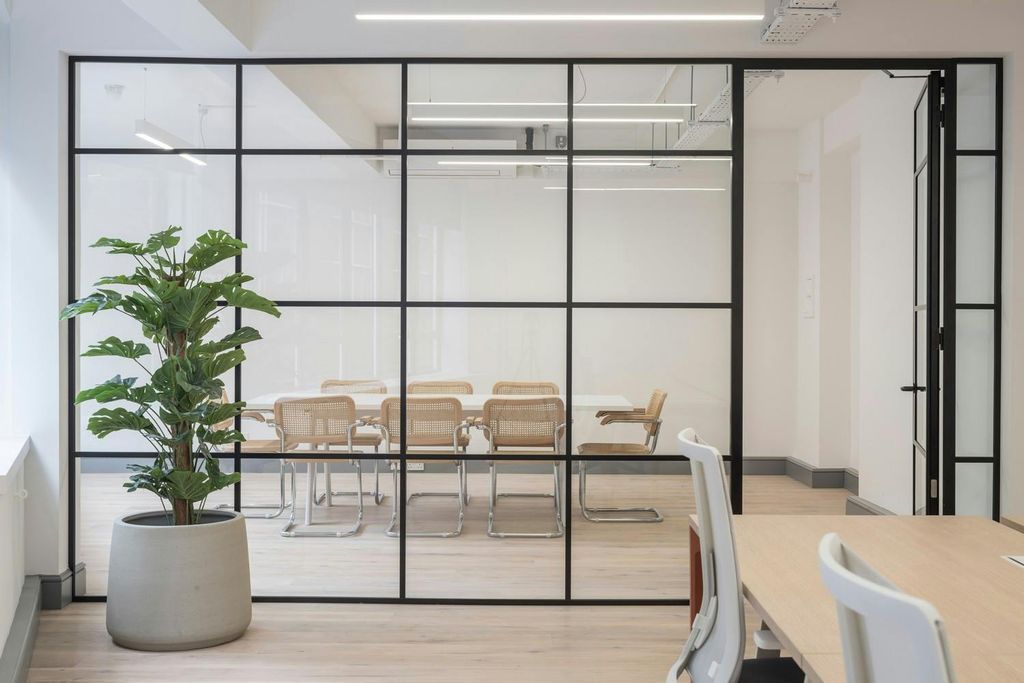 Property photo 3 of 16 2nd Floor