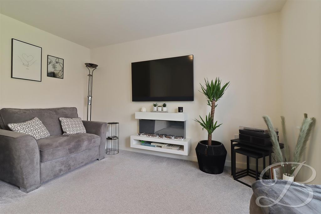 Property photo 3 of 19 Img_0434_1.Jpg
