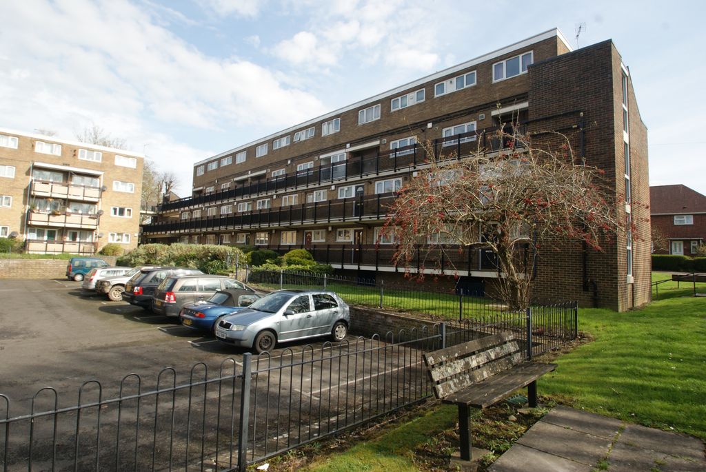 Property photo 2 of 7