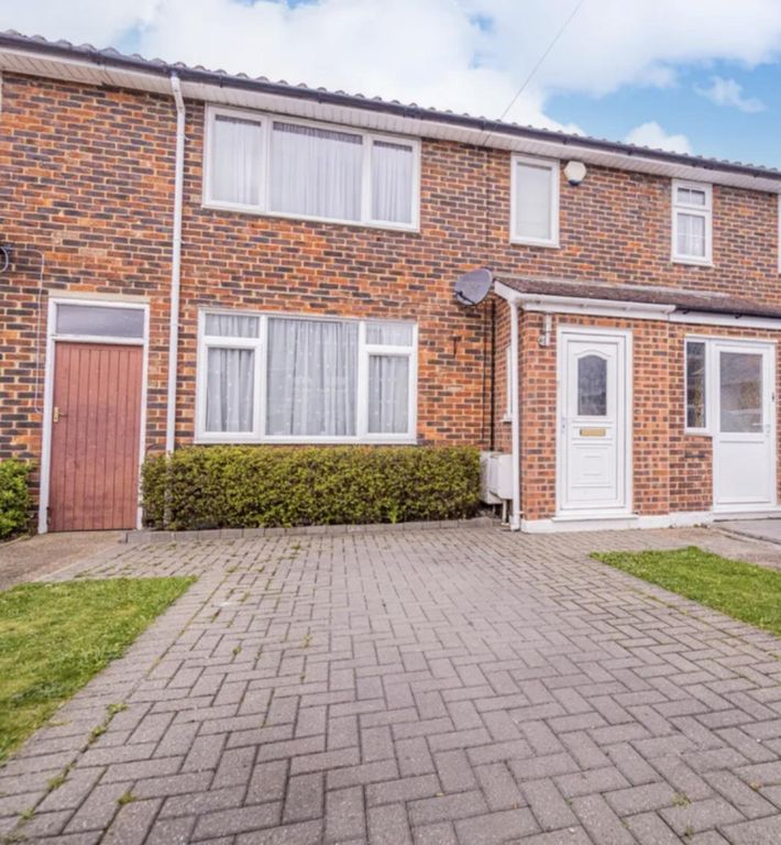 Property photo 1 of 12