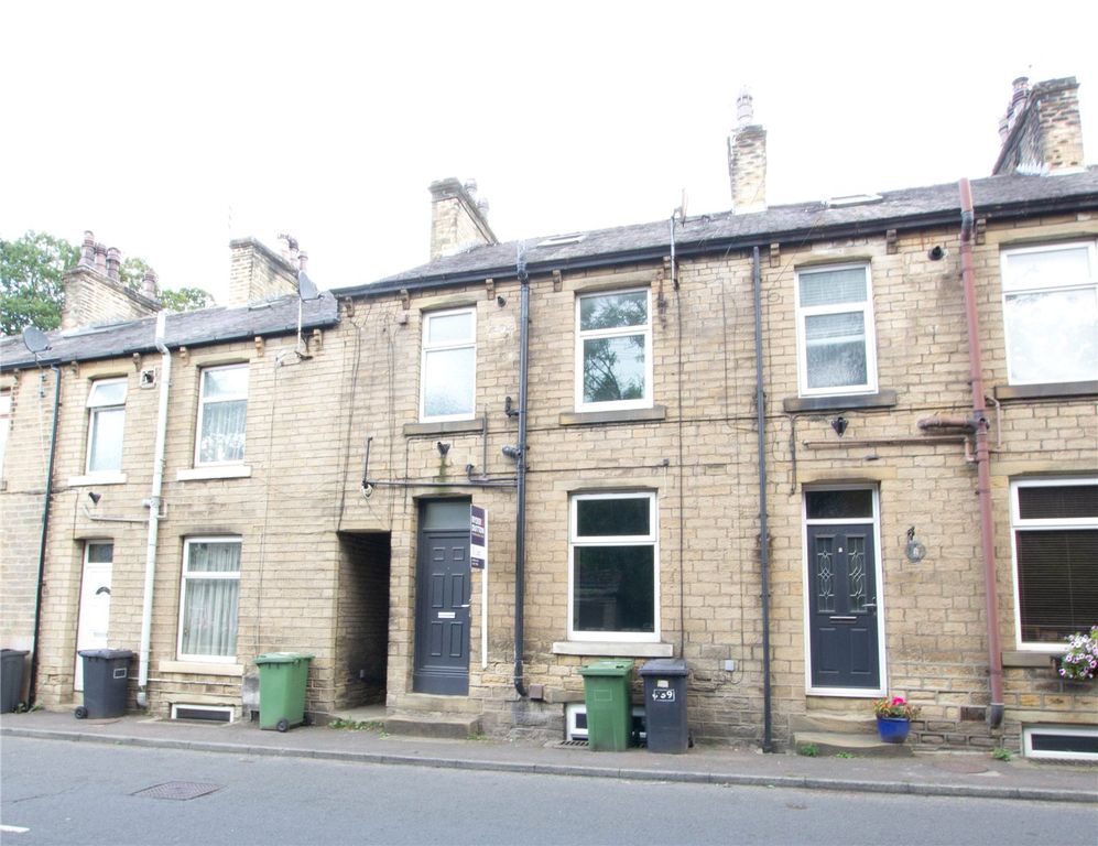 Property photo 1 of 17 External