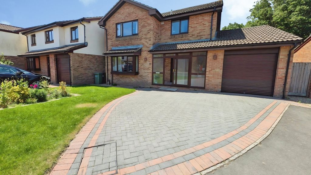 Property photo 1 of 21 Pbox-Img.Jpg