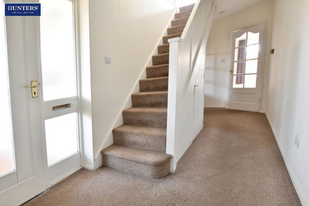 Property photo 3 of 20 Hallway