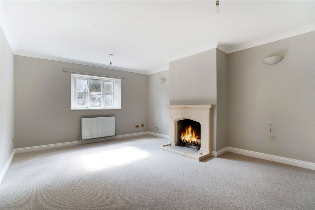 Property photo 3 of 49 Picture No. 43