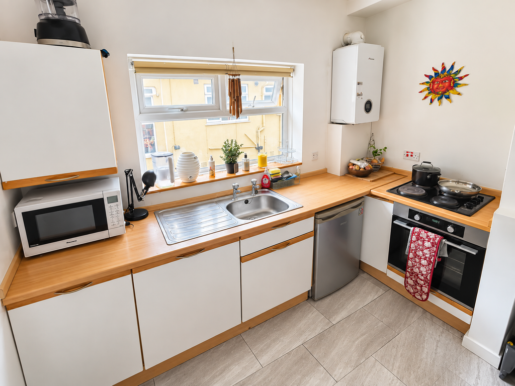 Property photo 3 of 11 A8