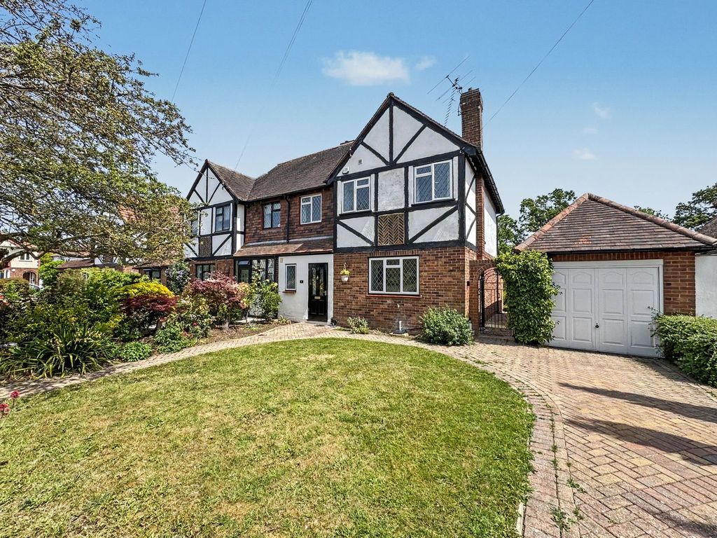Property photo 1 of 30