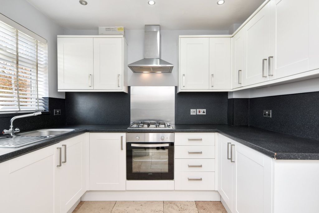 Property photo 3 of 29 Picture No. 42