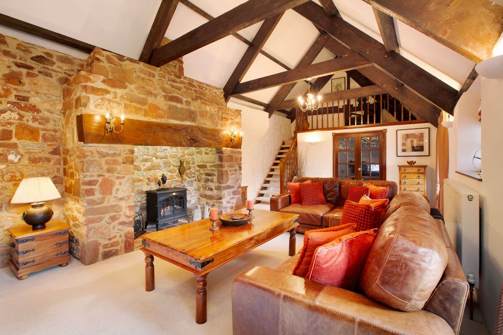 Property photo 3 of 29