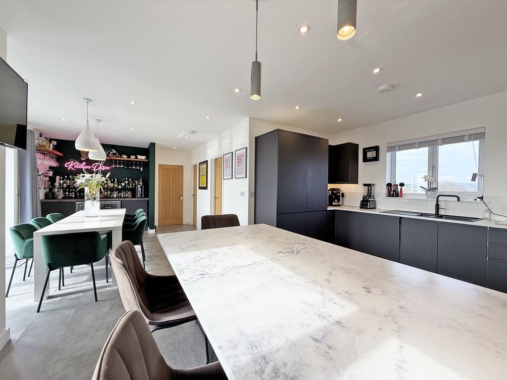 Additional image 9 of 4 bed detached house for saleThe Mount, Par, Cornwall PL24