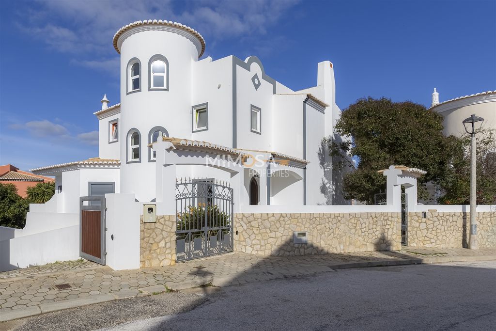 Property photo 1 of 45