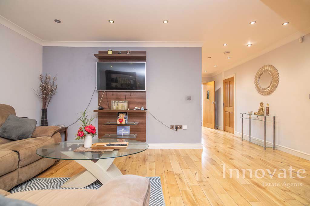 Property photo 3 of 18 Photo 10