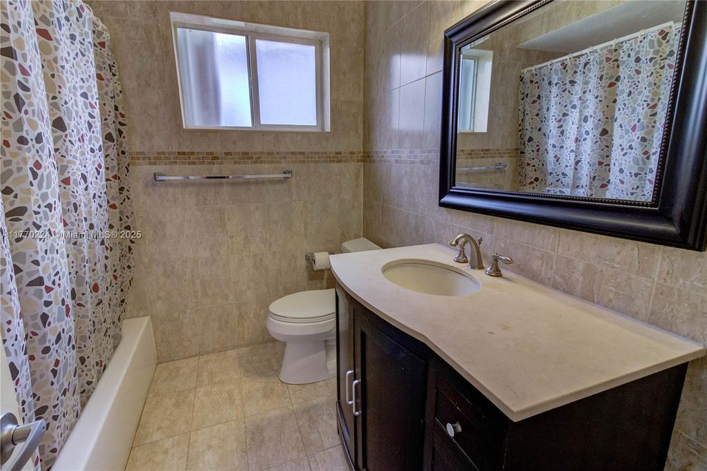 Property photo 2 of 2 <Alttext/>