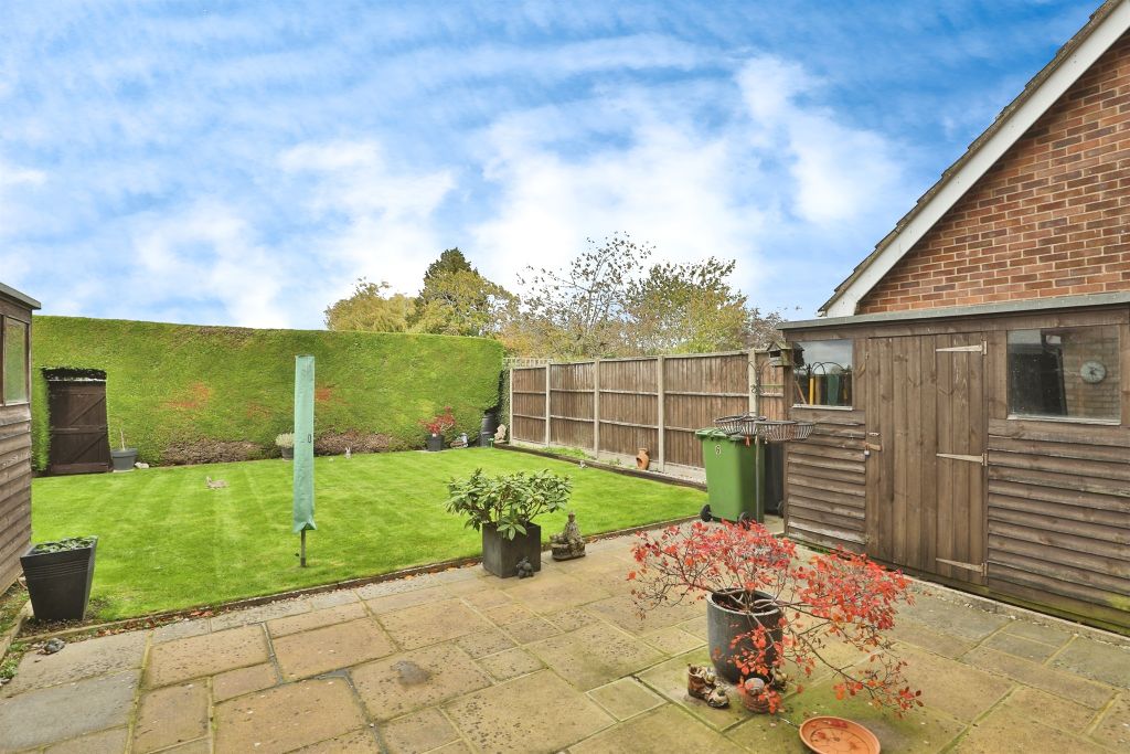 Property photo 2 of 17