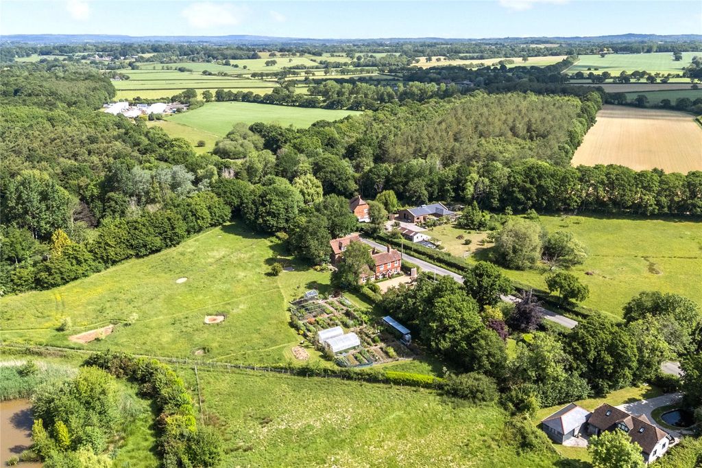 Property photo 3 of 34 Aerial