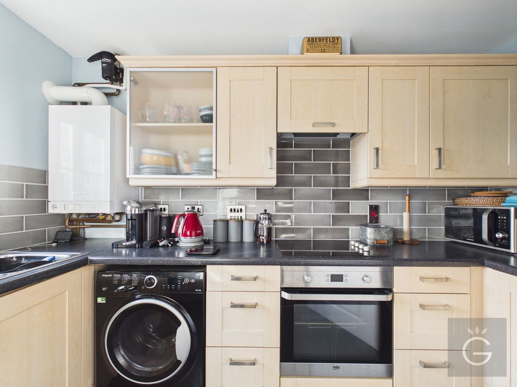 Property photo 3 of 7