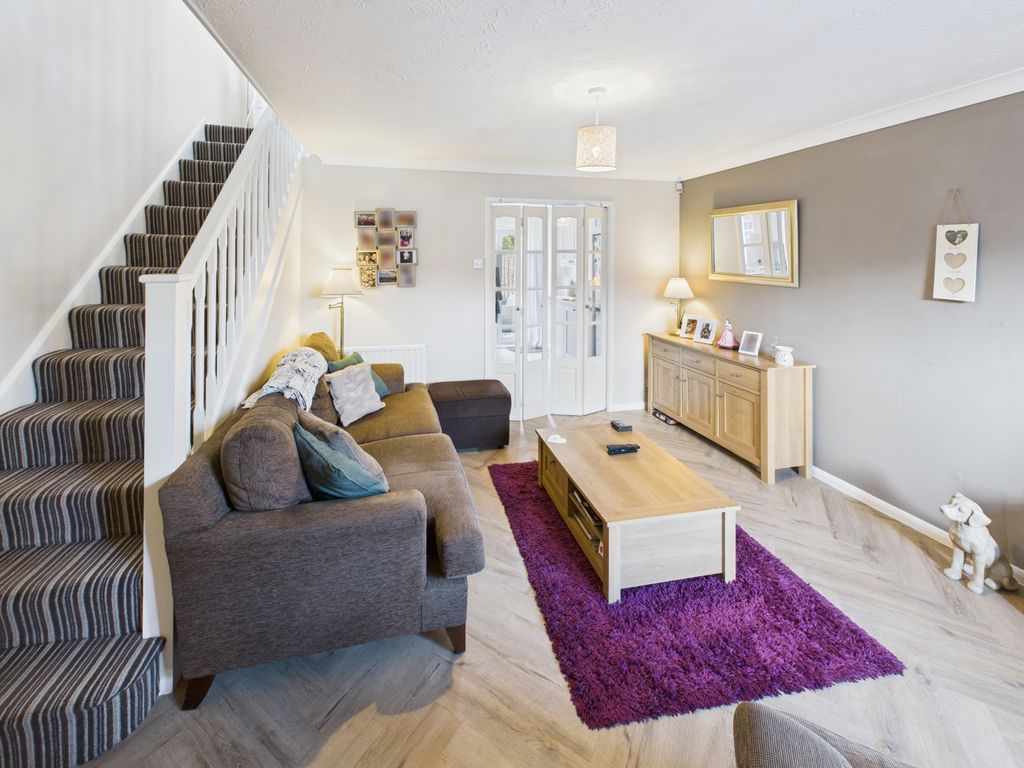 Property photo 2 of 10 Cam02808G0-Pr0175-Still003