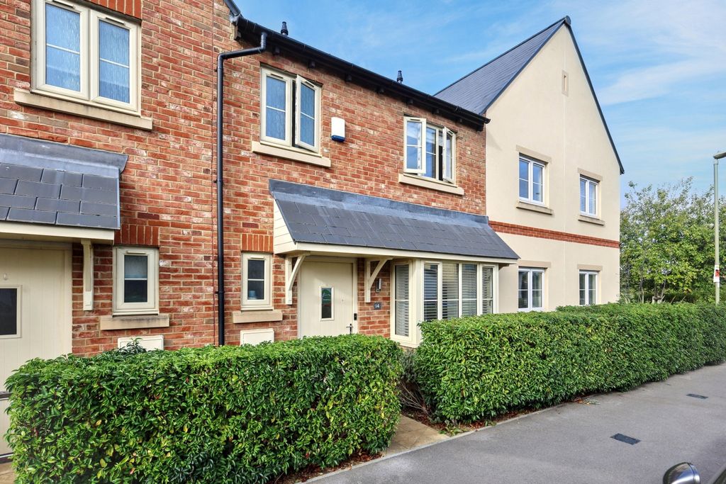 Property photo 1 of 17 Img_0405