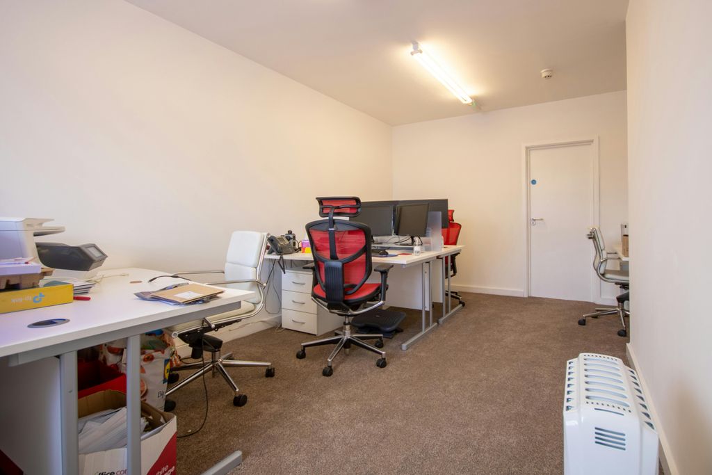 Property photo 3 of 3 Alton West Gf Ep.Jpg