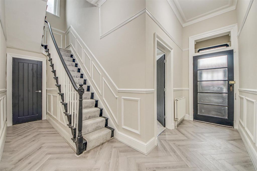 Property photo 3 of 32 5099373