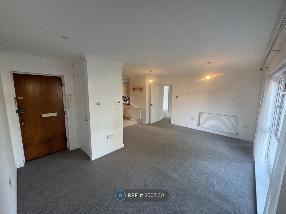 Property photo 3 of 21