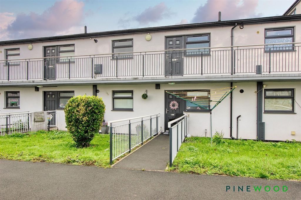 Property photo 1 of 15 Front